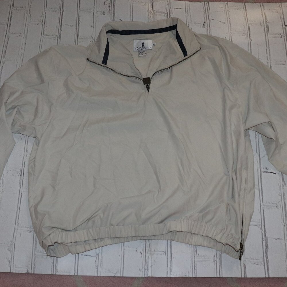 Men's Cream wind breaker by Pro Celebrity Size XL